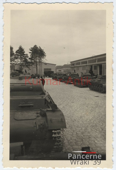[Z.Pz.Lehr.Abt.001] C139 Foto Wehrmacht Panzer Lehr Abtl. Wünsdorf 2. Kompanie Technik Halle.jpg
