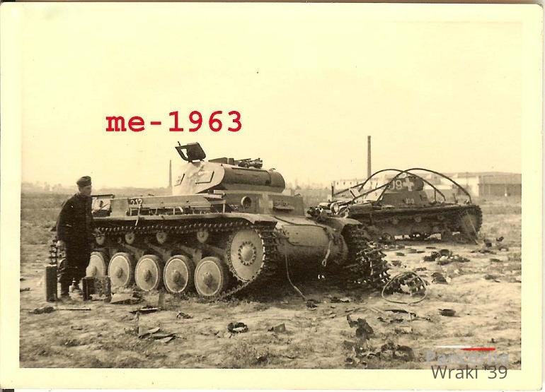 [Pz2][#280]{001}{a} Pz.Kpfw II Ausf.C, Pz.Rgt.35, #212, Warszawa, Opaczewska 14.jpg