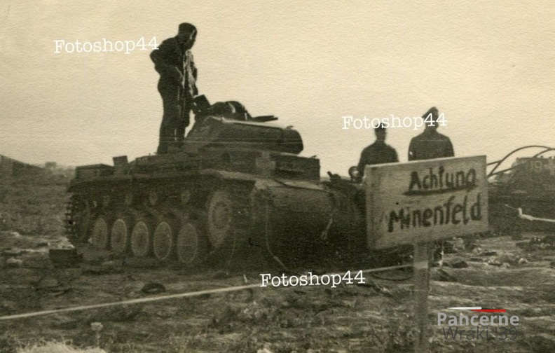 [Pz2][#280]{006}{a} Pz.Kpfw II Ausf.C, Pz.Rgt.35, #212, Warszawa, Opaczewska 14.jpg
