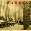 [Vickers][#021][#022][#023][#024]{001}{a} 12.KCzL, okolice Tomaszowa Lubelskiego (w lesie) ( 4 x dwuwieżowy )