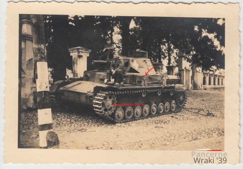 [Pz4][#030]{022}{a} Pz.Kpfw IV Ausf.A, Pz.Reg.8, #422, Brańsk