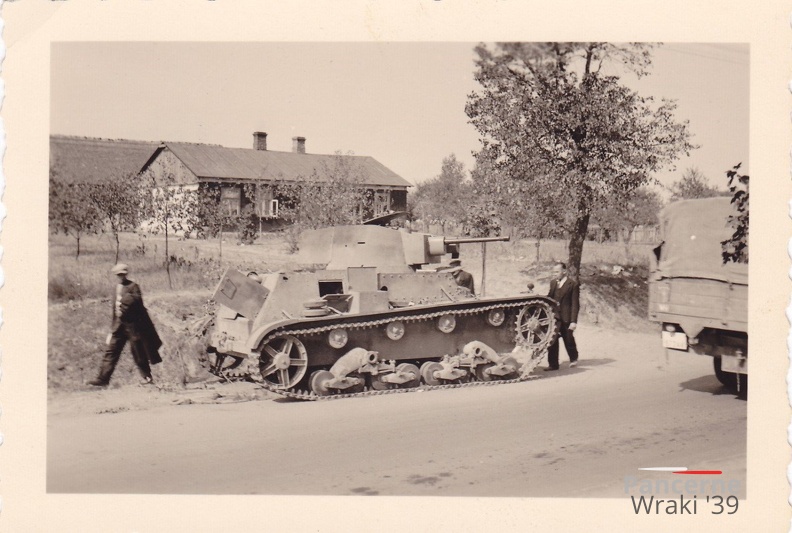 marnit_35 021 polnischer Panzer T 7P Nachlass 4.Panzer Division 4.PD 1939 #6 aw.jpg