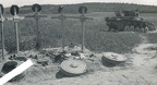 [[[!]]] [Pz2][#xx2]{001}{a} !!! NIE POLSKA -  Pz.Kpfw II Ausf.C, Grab einer Panzerbesatzung vor Paris, Frankreich