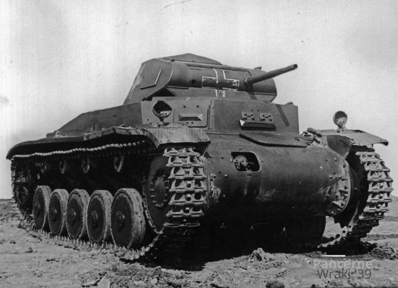 [Pz2][#600]{001}{a} Pz.Kpfw II Ausf.C, #xxx, Kubinka.jpg