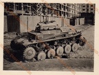[Pz2][#285]{001}{a} Pz.Kpfw.II Ausf.C, Pz.Rgt.35, # 'Gneisenau', Warszawa, ul.Radomska