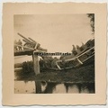 [Z.Art.Rgt.53.001] #022 Foto Unfall SdKfz Halbkette m. Geschütz Artillerie Brücke in Polen 1939