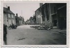 [Z.Art.Rgt.53.001] #084 Foto Strassen von LANDEN b. Tienen Belgien nach Kampf Art.Rgt.53 in 1940