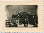 [Z.Art.Rgt.53.001] #098 Foto Verladung Artillerie Geschütz Mörser Schiff Hafen TRIPOLIS Afrika 1941