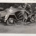 [Z.Inf.Rgt.66.001] #163 aw 1939 Polen Motorrad Kradmelder am Wehrmacht ausgebrannten 4 Rad SPW bei Kock