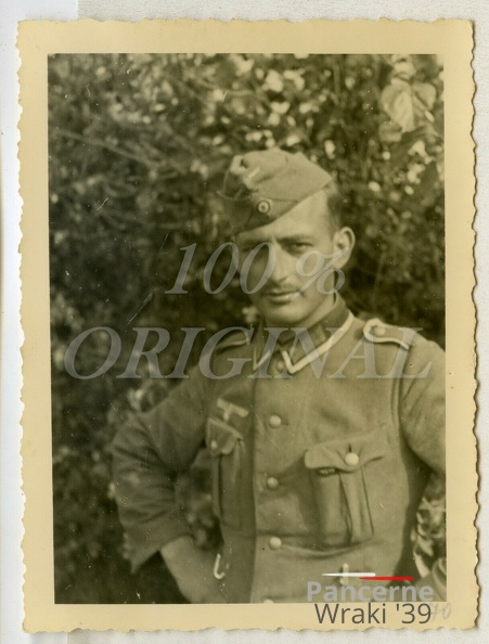[Z.Art.Rgt.4.001] #35 Anapol Krasnystaw Lublin Polen 1939 AR4 4InfDiv Geschütz Soldat.jpg