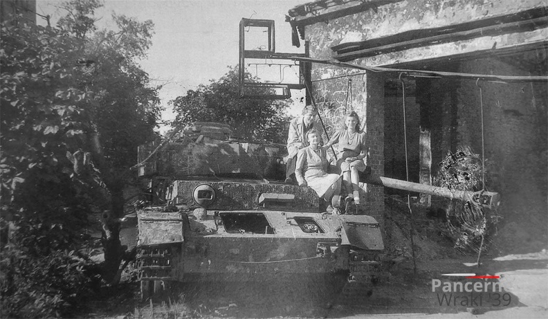Sd.Kfz.161 Pz.Kpfw IV Ausf.H, Kołobrzeg (005){a}.jpg