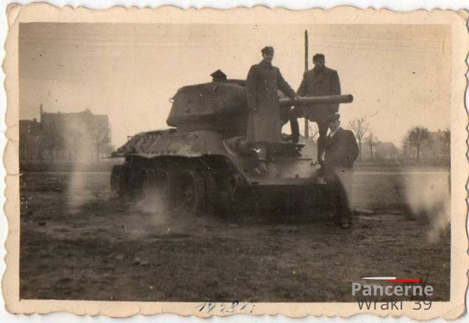 T-34-85, Błaszki (01)