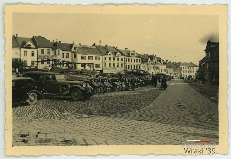 [Z.Aufkl.Abt.(mot).08.001] #041 Foto 5.PD Panzerspähwagen am Marktplatz ÖLMUTZ Olomouc Tschechien 1939