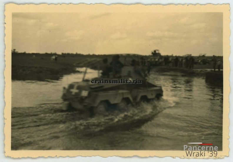 [Z.Aufkl.Abt.(mot).08.001] #055 Foto Vormarsch 5.PD Panzerspähwagen 8-Rad Funk SdKfz 263 in Polen 1939