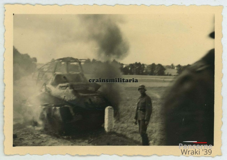 [Z.Aufkl.Abt.(mot).08.001] #061 Foto brennende 5.PD Panzerspähwagen 8-Rad Funk SdKfz 263 in Polen 1939