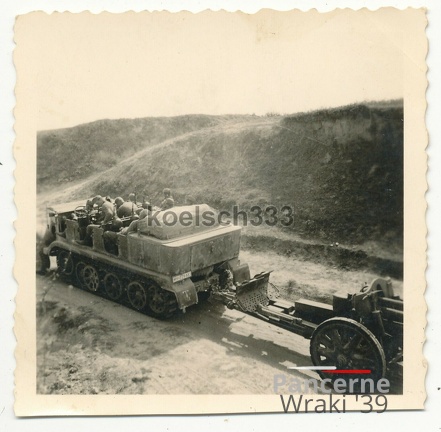 [Z.Pz.Abw.Abt.53.001] Foto Panzerjäger Abt. 53 Polenfeldzug 1939 Panzer Halbkette Artillerie Schlepper