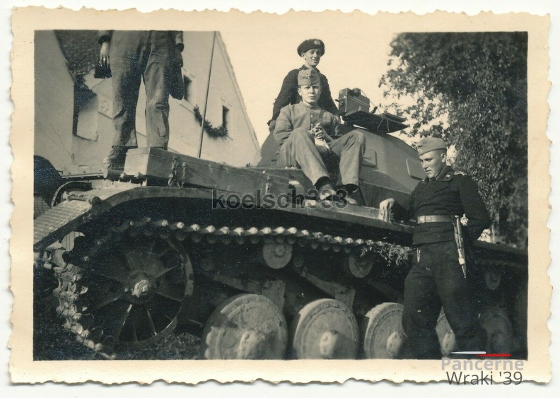 [Z.Pz.Rgt.04.001] #010 Foto Panzer II als Befehlsstelle ! Pz. Reg. 4 Tschechien Groß Rammerschlag 1938 aw.jpg