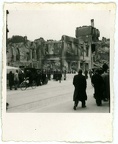 [Z.Inf.Div.19.001] #044 Orig. Foto Strassenszene Bevölkerung in zerstörtes WARSCHAU Polen 1939