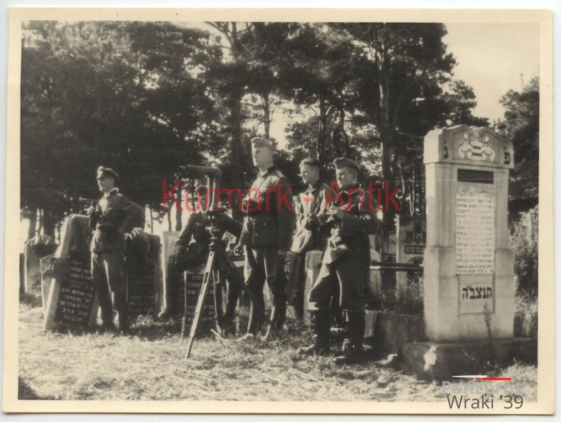 [Z.Art.Rgt.49.001] C449 Foto Wehrmacht Art. Reg.49 Polen Feldzug Oppeln Widawka jew Friedhof Zydów