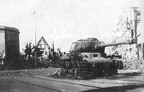 IS-2, 87 Gwardyjski Pułk Czołgów Ciężkich, Wrocław, plac Strzegomski (005){a}