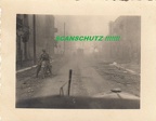 [Z.Pi.Btl.37.001] #38 WH Pi-Btl.37 mit Motorrad Kradmelder Straßenkampf Radomsko brennt Polen 1939