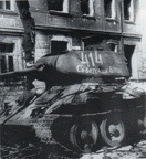 T-34-85, 7. GwKPanc(54. BPGw), №414, «Советская Буковина», Lubań, ul.Kopernika (001){b}