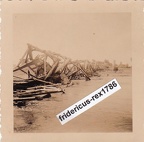 [Z.Inf.Rgt.30.001] #002 Foto Polen Sept. 1939 Blitzkrieg Combat HKL gesprengte Warthe Brücke bei Widawa aw