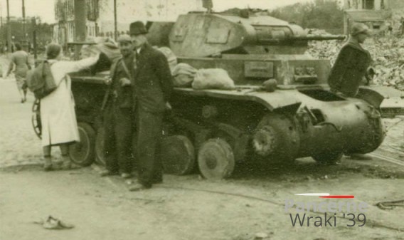 [Pz2][#320]{020}{a} Pz.Kpfw II Ausf.C, Pz.Rgt.36, #511,  Warszawa, ul.Wolska ( między Redutową a Gizów )