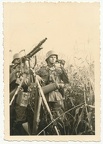 [Z.Pz.Abw.Abt.252.001] #041 Foto Soldat der Wehrmacht am Maschinengewehr MG 34 auf Flak Lafette in Polen