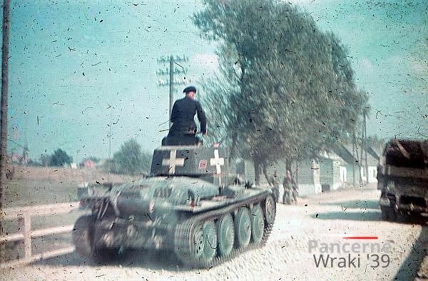 [Z.Art.Rgt.50.001] Color Farb Dia 18.9.39 Polenfeldzug Panzer 38t Tschechiche Beute Tank in Garbow.jpg