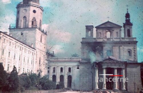 [Z.Art.Rgt.50.001] Color Farb Dia 20.9.39 Polenfeldzug brennende Juden Synagoge in Pulawy Weichsel