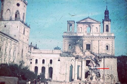 [Z.Art.Rgt.50.001] Color Farb Dia 20.9.39 Polenfeldzug zerstörte Juden Synagoge in Pulawy Weichsel