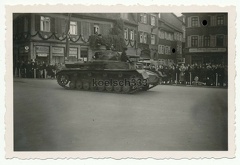 [Z.Pz.Rgt.36.002] #011 Foto Panzer IV rollt durch Schweinfurt Pz. Reg. 4 Parade nach Polenfeldzug 1939