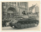 [Z.Pz.Rgt.36.002] #013 Foto Pz. Reg. 4 Parade nach Polenfeldzug in Schweinfurt Kommandant im Panzer II