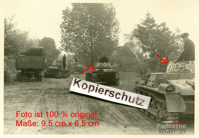[Z.Pz.Rgt.36.003] Polen, Pz.Rgt.36, 4 PzDiv, (Polen) Panzer mit Nummer R05 auf Turm aw.jpg