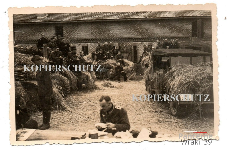 [Z.Pz.Rgt.05.003] #c_h79 Ostpreußen b.Arys 39 v. Polen Feldzug Panzer Rgt.5 Tank Tarn Soldat Lkw.jpg