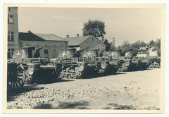 [Z.BA.31.002] Foto Wehrmacht CKD Praga Panzer 35(t) Tanks in Petrikau Polen 1939 Polenfeldzug.jpg