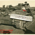 [Pz.Kpfw.III Ausf.D], Pz.Rgt.2, #141 (001){a} Polen , Panzer Rgt. 2 , Panzer mit Nummer auf Turm bei Klobutzko Kłobuck aw