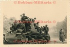[Z.Pz.Rgt.11.010] P08 Polen Panzer-Regt.11 Panzerkampfwagen 35(t) Skoda mit polnischen Gefangenen ! aw