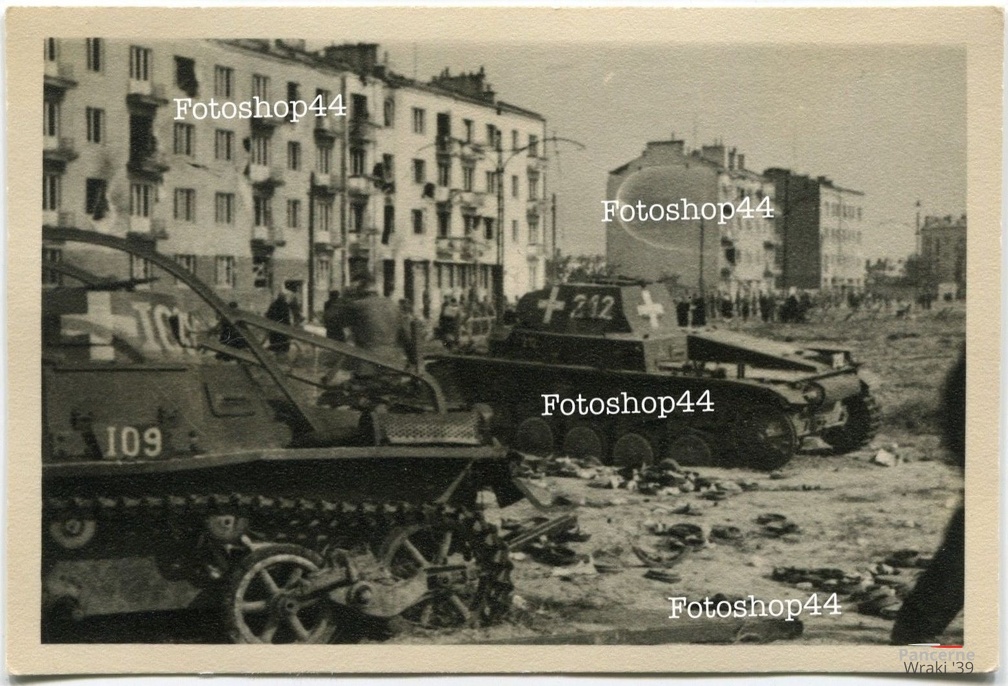 [Pz2][#280]{008}{a} Pz.Kpfw II Ausf.C, Pz.Rgt.35, #212, Warszawa, Opaczewska 14 aw