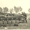 [Pz2][#008]{001}{b} Pz.Kpfw II Ausf.C, Pz.Rgt.1, #x12, pod Warszawą, odstrzelona wieża