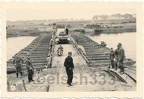 [Pz.Kpfw.IV Ausf.C] Pz.Rgt.x, #xxx (055){a} Foto Wizna Polen 1939 Panzer IV Pioniere Ponton Brücke Narew Krad Polenfeldzug