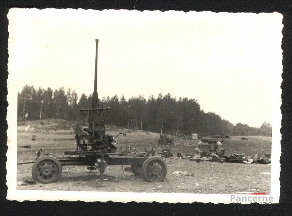 [Bofors40mm] Pobojowisko, z 2 x TK-3 'poznańska strzała', 2 x TKS, Wz.34 {001}{a}