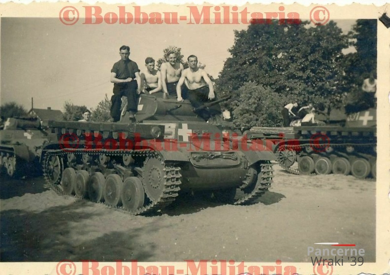 [Z.Pz.Rgt.36.006] G55 Polen 1939 Panzer Rgt.36 Panzerkampfwagen Panzer Crew tank wrapper polish.jpg