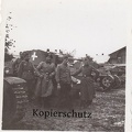 [7TP][#152]{422}{a} 1.BCzL, przejęty przez Panzer Regiment 3, okolice Tomaszowa Lubelskiego, żaluzje i rozbity tłumik, weiße Balkenkreuz.jpg
