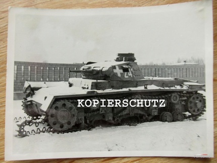[Pz3][#001]{124}{a} Pz.Kpfw III Ausf.C, Pz.Rgt.1, #241, Sochaczew