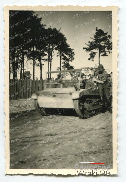 [Z.Inf.Rgt.134.001] (W179) Foto Inf.Rgt.134, 14.Kp. Polen Feldzug Tankette Tank Raupenschlepper WH aw