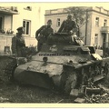 [Z.Art.Rgt.49.003] Orig. Foto (9) zerstörte Panzer I Tank bei polnische Villa in WARSCHAU Polen 1939