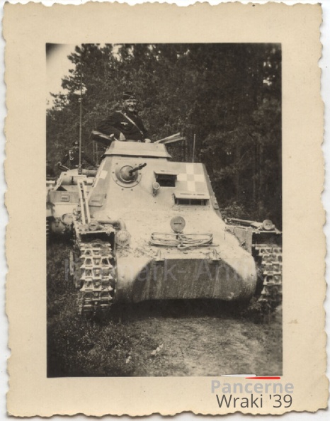 [Z.Pz.Rgt.07.009] A328 Foto Wehrmacht Panzer Regt. 7 Polen Front Panzer I Befehlswagen TOP !.jpg