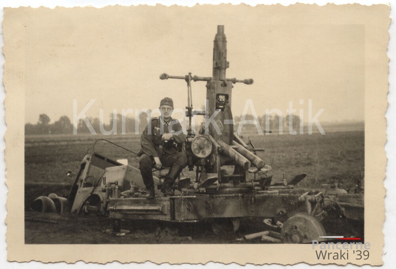 [Bofors40mm] Foto Wehrmacht Polen Feldzug Beute Panzer Flak Artillerie Bofors Lafette